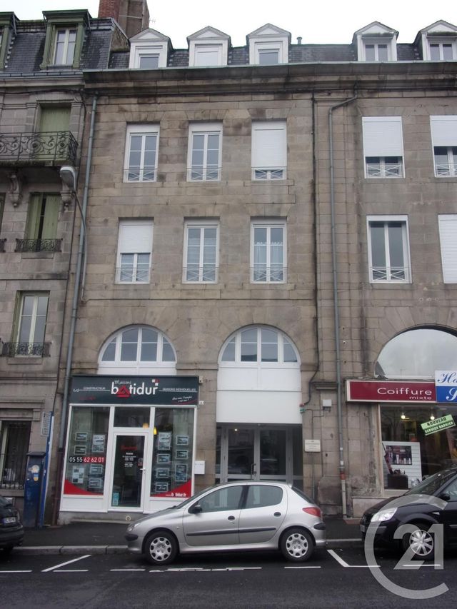Afficher la photo en grand Appartement à louer - 2 pièces - 19.7 m2 - GUERET - 23 - LIMOUSIN - Century 21 La Fontaine Immobilier