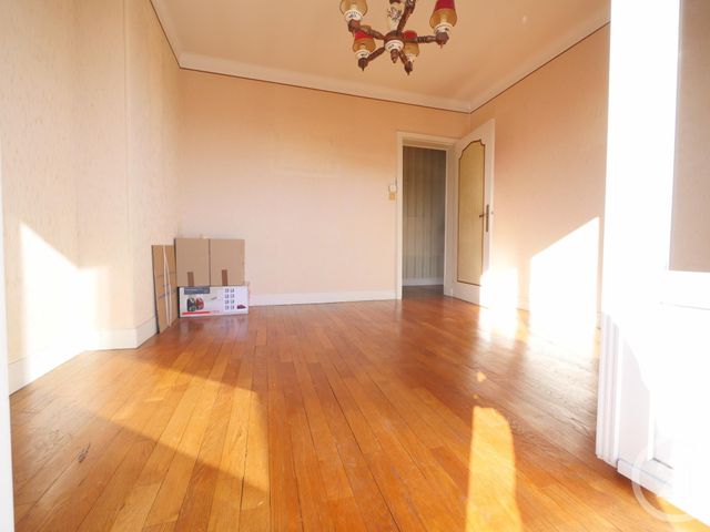 Appartement F3 à vendre - 3 pièces - 58.15 m2 - GUERET - 23 - LIMOUSIN - Century 21 La Fontaine Immobilier Appartement F3 à vendre - 3 pièces - 58.15 m2 - GUERET - 23 - LIMOUSIN - Century 21 La Fontaine Immobilier