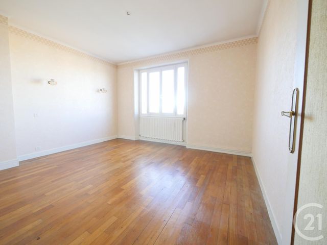 Appartement F3 à vendre - 3 pièces - 58.15 m2 - GUERET - 23 - LIMOUSIN - Century 21 La Fontaine Immobilier Appartement F3 à vendre - 3 pièces - 58.15 m2 - GUERET - 23 - LIMOUSIN - Century 21 La Fontaine Immobilier