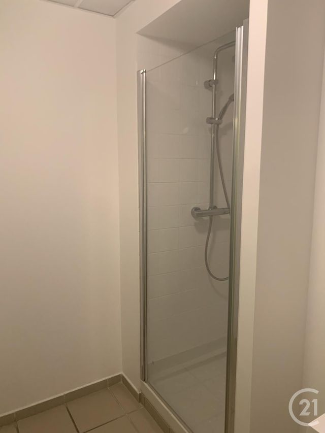 commerce à louer - 21.3 m2 - GUERET - 23 - LIMOUSIN - Century 21 La Fontaine Immobilier