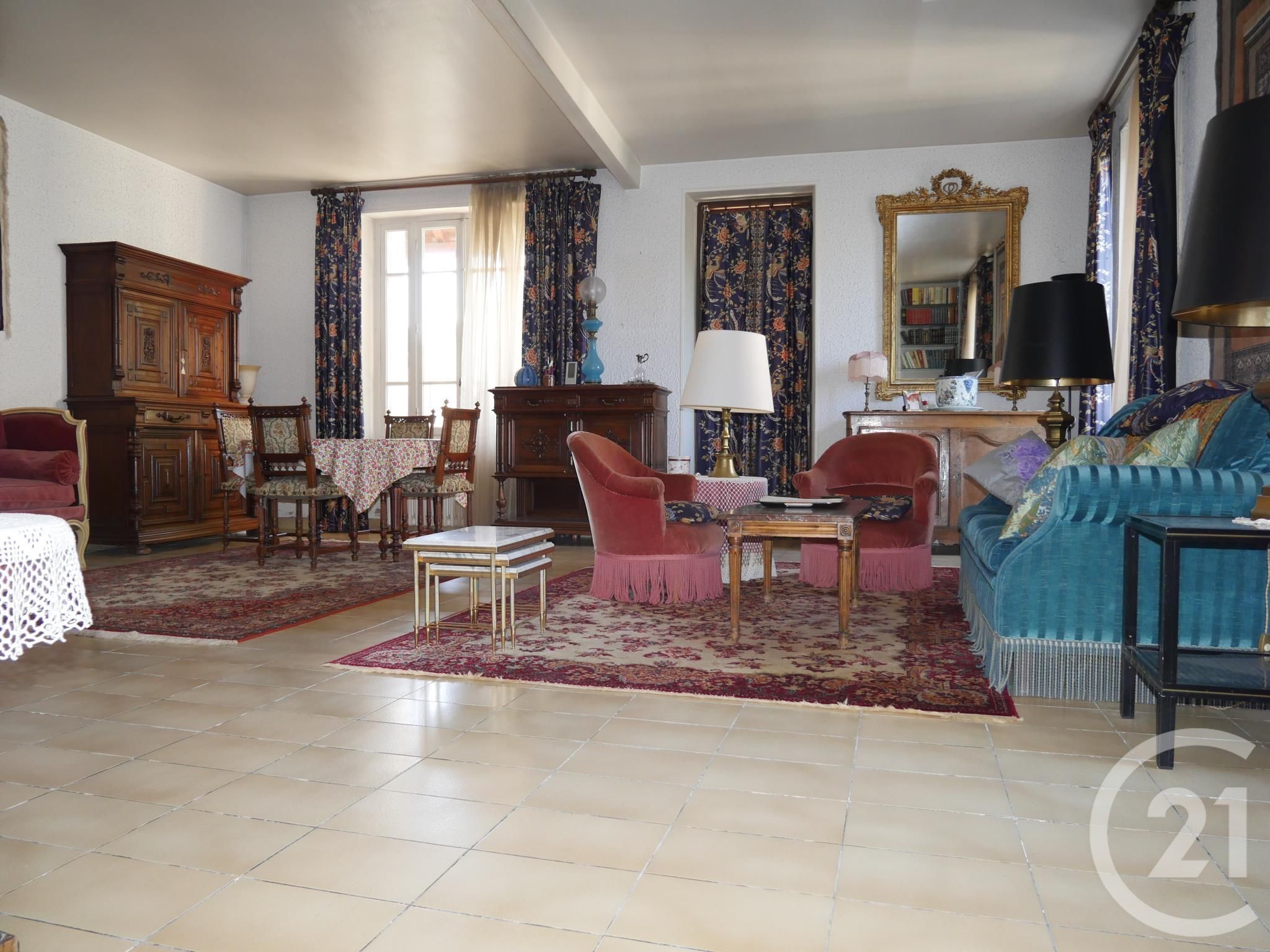 maison à vendre 5 pièces 240.0 m2 AHUN 23 Century 21 La