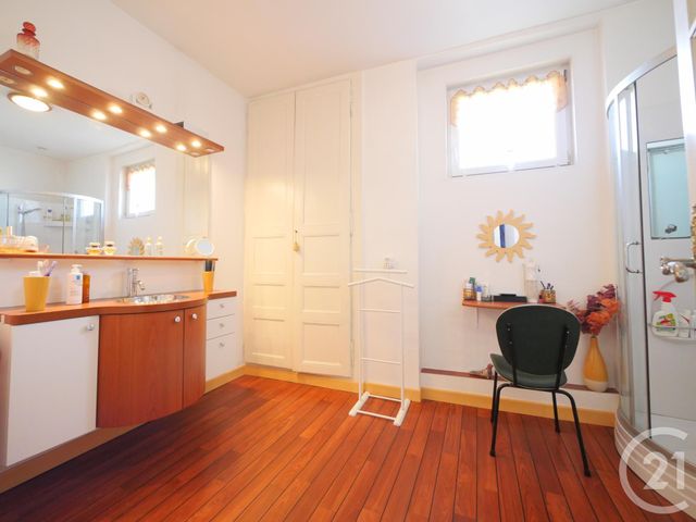 Afficher la photo en grand maison à vendre - 7 pièces - 216.0 m2 - GUERET - 23 - LIMOUSIN - Century 21 La Fontaine Immobilier