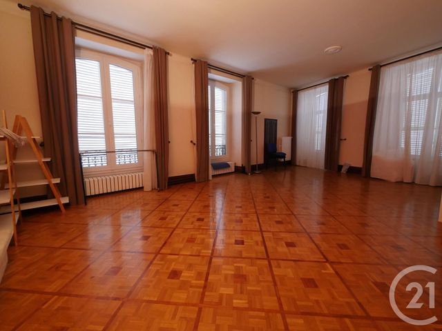Afficher la photo en grand immeuble à vendre - 495.0 m2 - GUERET - 23 - LIMOUSIN - Century 21 La Fontaine Immobilier