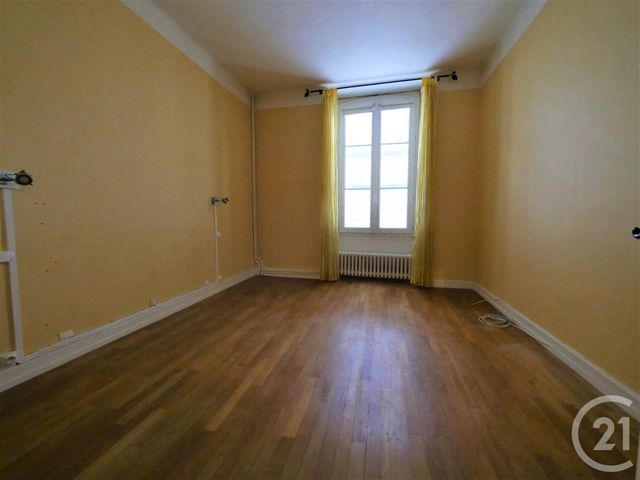 Afficher la photo en grand immeuble à vendre - 495.0 m2 - GUERET - 23 - LIMOUSIN - Century 21 La Fontaine Immobilier