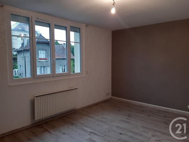 Afficher la photo en grand Appartement F2 à louer - 2 pièces - 51.78 m2 - GUERET - 23 - LIMOUSIN - Century 21 La Fontaine Immobilier