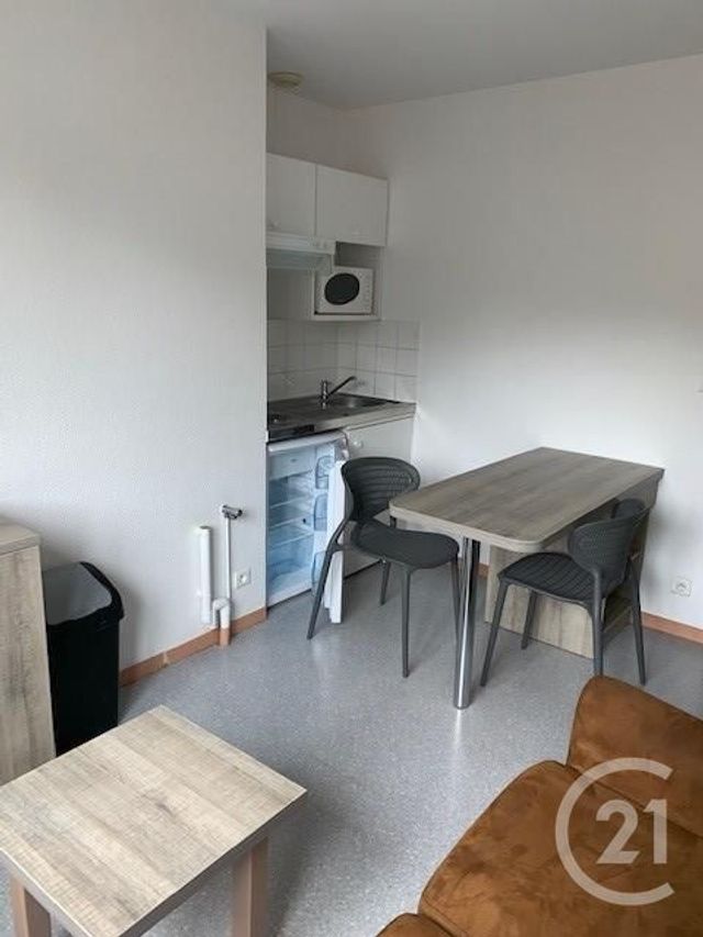 Appartement F2 à louer - 2 pièces - 25.0 m2 - GUERET - 23 - LIMOUSIN - Century 21 La Fontaine Immobilier Appartement F2 à louer - 2 pièces - 25.0 m2 - GUERET - 23 - LIMOUSIN - Century 21 La Fontaine Immobilier