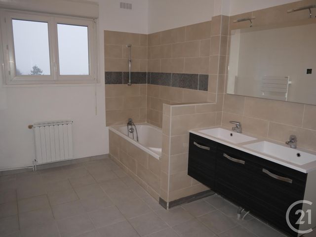 maison à louer - 6 pièces - 134.5 m2 - GUERET - 23 - LIMOUSIN - Century 21 La Fontaine Immobilier maison à louer - 6 pièces - 134.5 m2 - GUERET - 23 - LIMOUSIN - Century 21 La Fontaine Immobilier