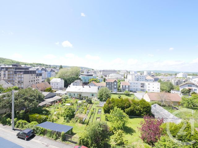 Appartement F2 à louer - 2 pièces - 58.0 m2 - GUERET - 23 - LIMOUSIN - Century 21 La Fontaine Immobilier Appartement F2 à louer - 2 pièces - 58.0 m2 - GUERET - 23 - LIMOUSIN - Century 21 La Fontaine Immobilier