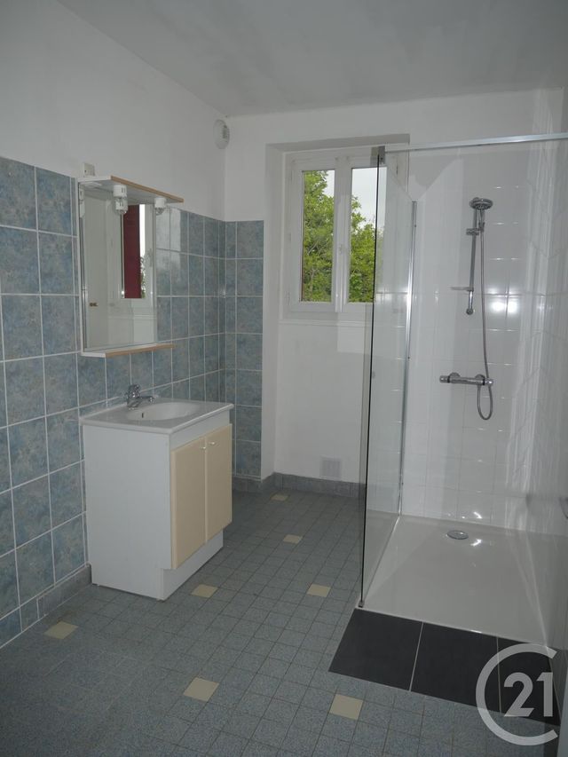 maison à louer - 4 pièces - 95.0 m2 - DUN LE PALESTEL - 23 - LIMOUSIN - Century 21 La Fontaine Immobilier maison à louer - 4 pièces - 95.0 m2 - DUN LE PALESTEL - 23 - LIMOUSIN - Century 21 La Fontaine Immobilier