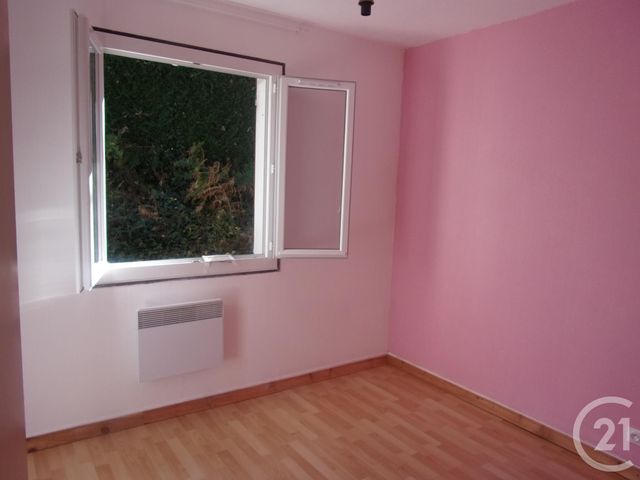 maison à louer - 5 pièces - 104.0 m2 - ST VICTOR EN MARCHE - 23 - LIMOUSIN - Century 21 La Fontaine Immobilier maison à louer - 5 pièces - 104.0 m2 - ST VICTOR EN MARCHE - 23 - LIMOUSIN - Century 21 La Fontaine Immobilier