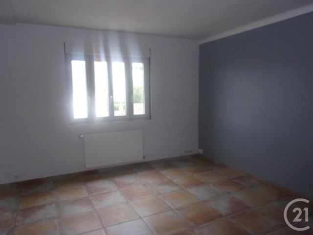 Appartement F3 à louer - 3 pièces - 64.0 m2 - GUERET - 23 - LIMOUSIN - Century 21 La Fontaine Immobilier Appartement F3 à louer - 3 pièces - 64.0 m2 - GUERET - 23 - LIMOUSIN - Century 21 La Fontaine Immobilier