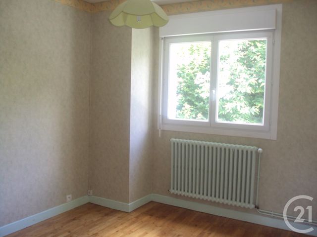 Appartement F4 à louer - 4 pièces - 93.1 m2 - GUERET - 23 - LIMOUSIN - Century 21 La Fontaine Immobilier Appartement F4 à louer - 4 pièces - 93.1 m2 - GUERET - 23 - LIMOUSIN - Century 21 La Fontaine Immobilier