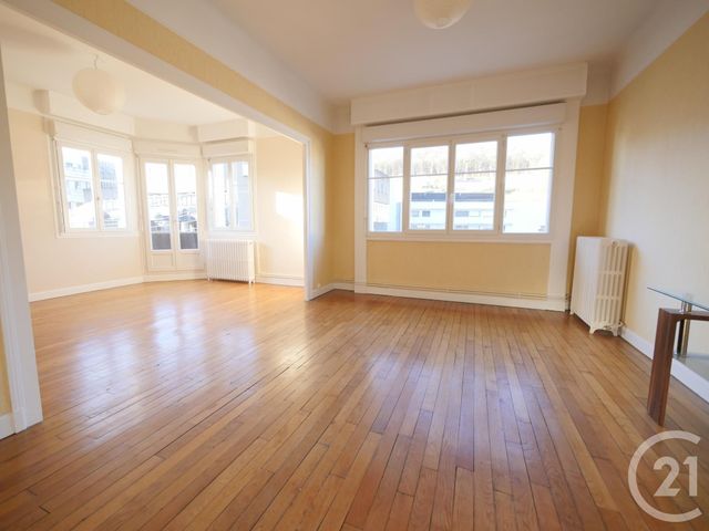 Afficher la photo en grand Appartement F4 à louer - 4 pièces - 89.2 m2 - GUERET - 23 - LIMOUSIN - Century 21 La Fontaine Immobilier