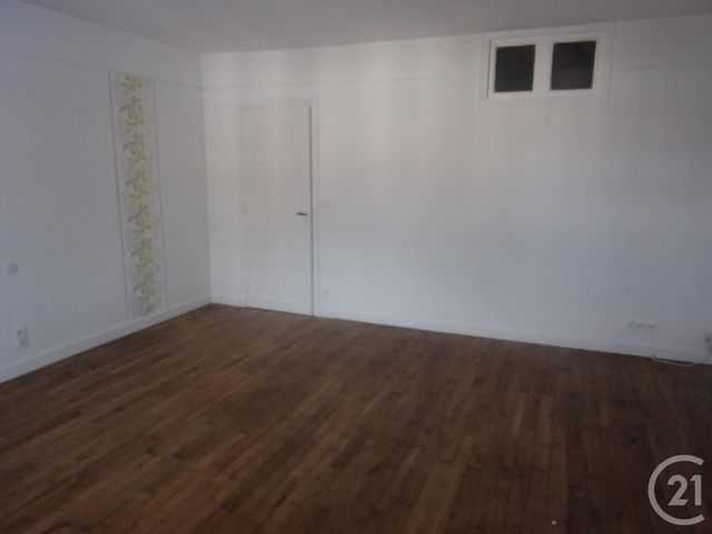 Afficher la photo en grand maison à louer - 6 pièces - 209.0 m2 - STE FEYRE - 23 - LIMOUSIN - Century 21 La Fontaine Immobilier