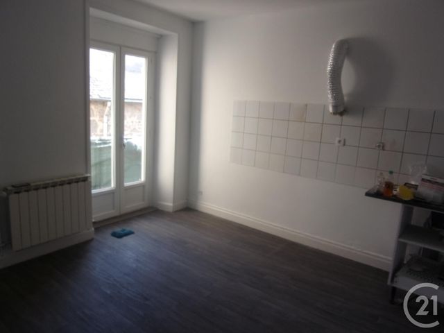 Afficher la photo en grand maison à louer - 6 pièces - 209.0 m2 - STE FEYRE - 23 - LIMOUSIN - Century 21 La Fontaine Immobilier