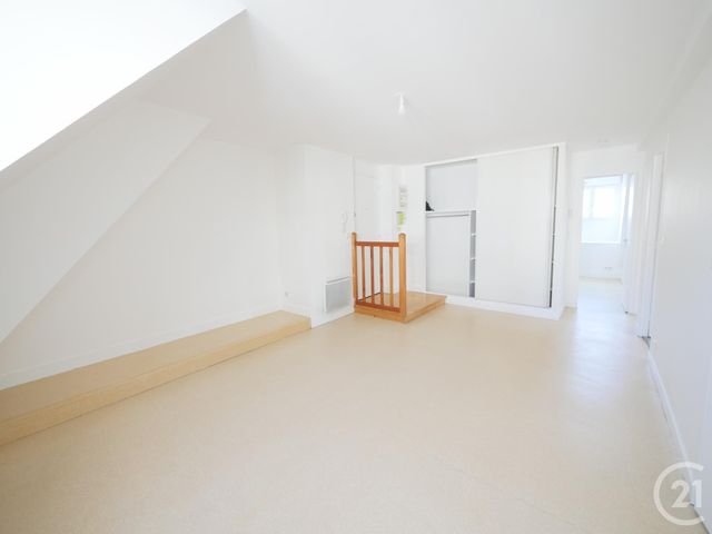 Appartement F3 à louer - 3 pièces - 51.8 m2 - GUERET - 23 - LIMOUSIN - Century 21 La Fontaine Immobilier
