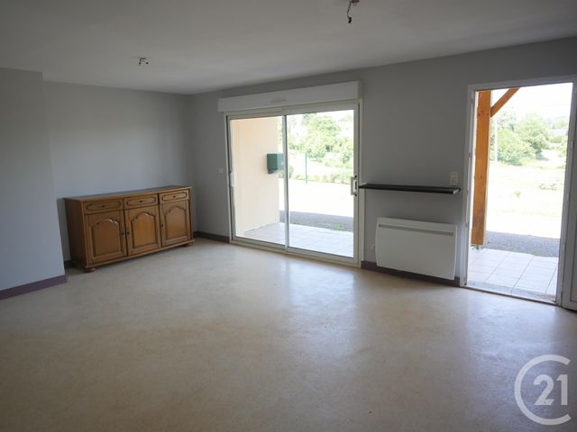 Appartement F4 à louer - 4 pièces - 89.25 m2 - NAILLAT - 23 - LIMOUSIN - Century 21 La Fontaine Immobilier