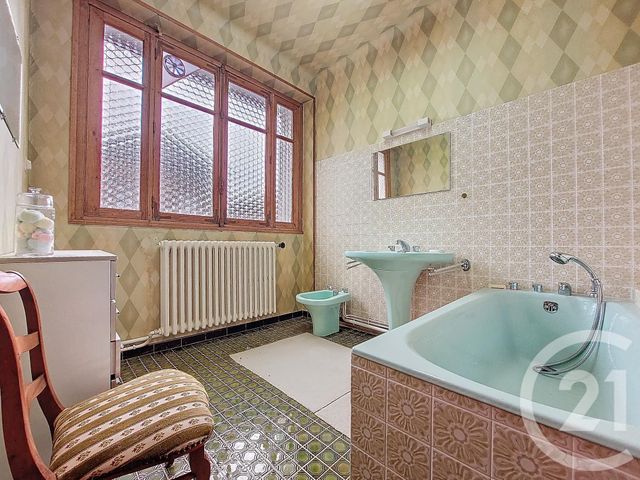 maison à vendre - 8 pièces - 160.0 m2 - GUERET - 23 - LIMOUSIN - Century 21 La Fontaine Immobilier