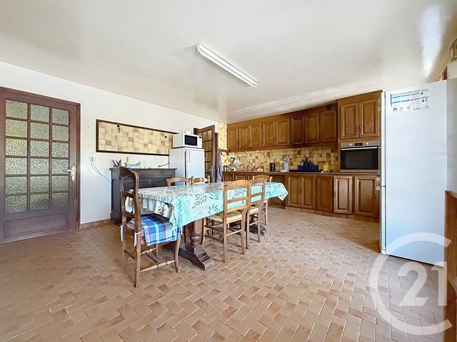 maison à vendre - 7 pièces - 201.8 m2 - ST SULPICE LE GUERETOIS - 23 - LIMOUSIN - Century 21 La Fontaine Immobilier