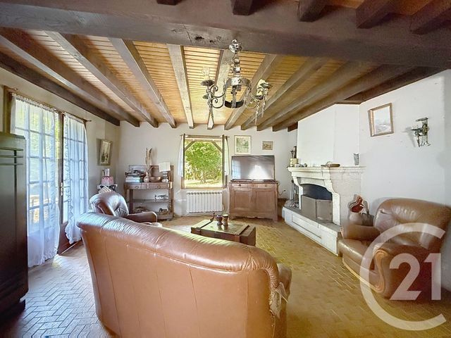 maison à vendre - 7 pièces - 201.8 m2 - ST SULPICE LE GUERETOIS - 23 - LIMOUSIN - Century 21 La Fontaine Immobilier