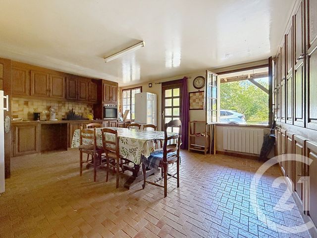 maison à vendre - 7 pièces - 201.8 m2 - ST SULPICE LE GUERETOIS - 23 - LIMOUSIN - Century 21 La Fontaine Immobilier