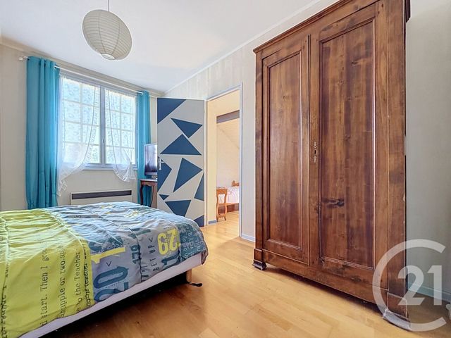 maison à vendre - 7 pièces - 201.8 m2 - ST SULPICE LE GUERETOIS - 23 - LIMOUSIN - Century 21 La Fontaine Immobilier