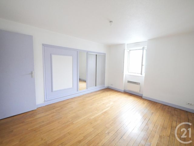 Appartement Studio à louer - 1 pièce - 23.0 m2 - GUERET - 23 - LIMOUSIN - Century 21 La Fontaine Immobilier
