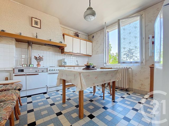 maison à vendre - 5 pièces - 116.0 m2 - GUERET - 23 - LIMOUSIN - Century 21 La Fontaine Immobilier