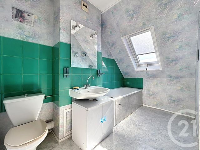 Afficher la photo en grand Appartement T5 à vendre - 5 pièces - 118.0 m2 - GUERET - 23 - LIMOUSIN - Century 21 La Fontaine Immobilier