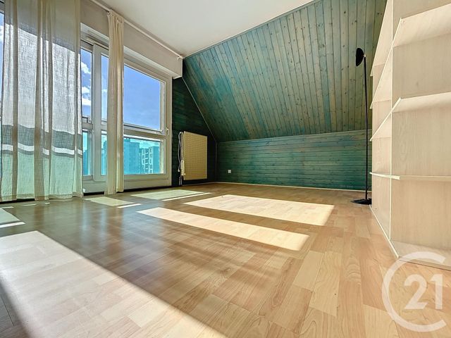 Afficher la photo en grand Appartement T5 à vendre - 5 pièces - 118.0 m2 - GUERET - 23 - LIMOUSIN - Century 21 La Fontaine Immobilier