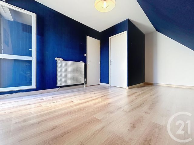 Afficher la photo en grand Appartement T5 à vendre - 5 pièces - 118.0 m2 - GUERET - 23 - LIMOUSIN - Century 21 La Fontaine Immobilier