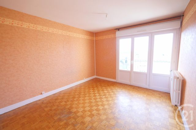 Appartement F5 à louer - 5 pièces - 90.0 m2 - GUERET - 23 - LIMOUSIN - Century 21 La Fontaine Immobilier