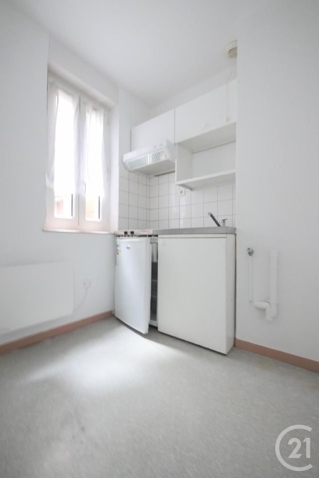 Afficher la photo en grand Appartement F1 à louer - 1 pièce - 25.0 m2 - GUERET - 23 - LIMOUSIN - Century 21 La Fontaine Immobilier