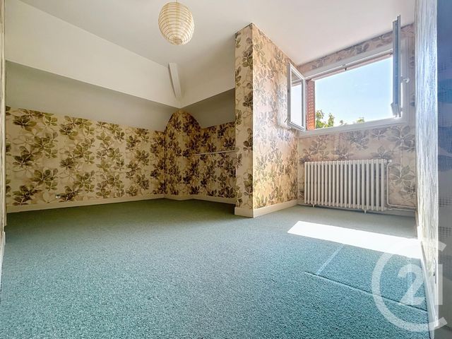 maison à vendre - 8 pièces - 179.36 m2 - GUERET - 23 - LIMOUSIN - Century 21 La Fontaine Immobilier