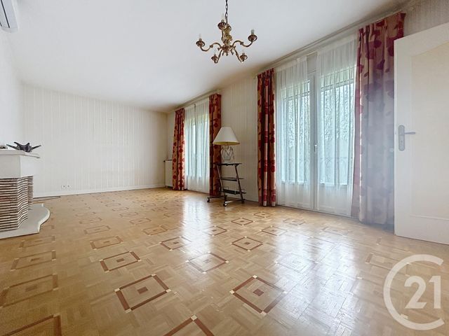 maison à vendre - 8 pièces - 179.36 m2 - GUERET - 23 - LIMOUSIN - Century 21 La Fontaine Immobilier