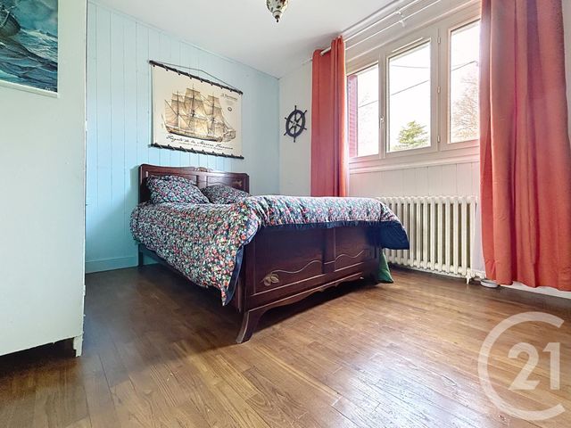 maison à vendre - 6 pièces - 104.0 m2 - BUSSIERE DUNOISE - 23 - LIMOUSIN - Century 21 La Fontaine Immobilier