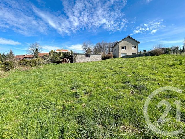 maison à vendre - 6 pièces - 104.0 m2 - BUSSIERE DUNOISE - 23 - LIMOUSIN - Century 21 La Fontaine Immobilier