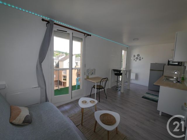 Appartement F1 à louer - 1 pièce - 28.0 m2 - GUERET - 23 - LIMOUSIN - Century 21 La Fontaine Immobilier