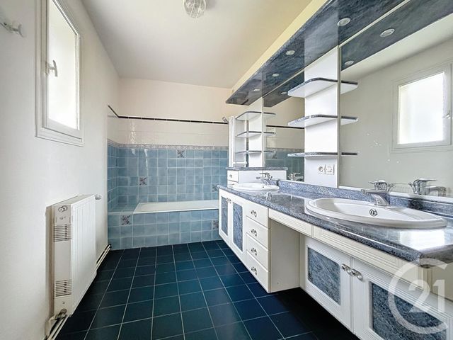 maison à vendre - 5 pièces - 127.0 m2 - GUERET - 23 - LIMOUSIN - Century 21 La Fontaine Immobilier