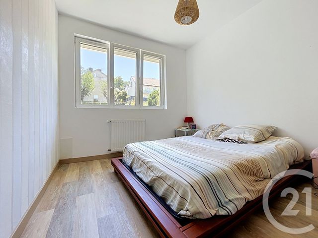 Appartement F3 à vendre - 3 pièces - 53.0 m2 - GUERET - 23 - LIMOUSIN - Century 21 La Fontaine Immobilier