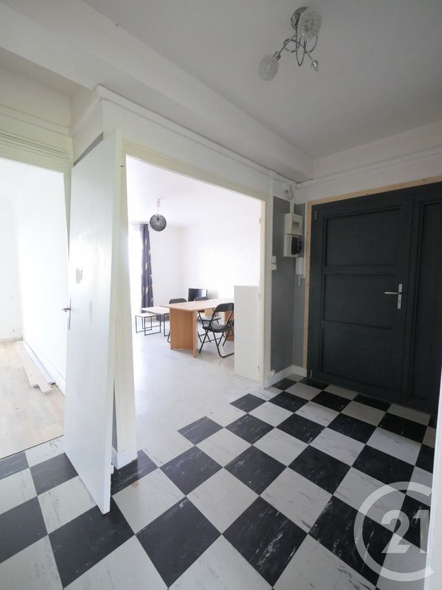 Appartement F3 à vendre - 3 pièces - 53.0 m2 - GUERET - 23 - LIMOUSIN - Century 21 La Fontaine Immobilier