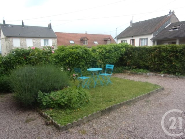 Appartement F1 à louer - 2 pièces - 30.0 m2 - GUERET - 23 - LIMOUSIN - Century 21 La Fontaine Immobilier