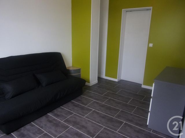 Appartement F1 à louer - 2 pièces - 30.0 m2 - GUERET - 23 - LIMOUSIN - Century 21 La Fontaine Immobilier