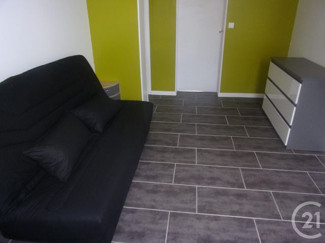 Appartement F1 à louer - 2 pièces - 30.0 m2 - GUERET - 23 - LIMOUSIN - Century 21 La Fontaine Immobilier