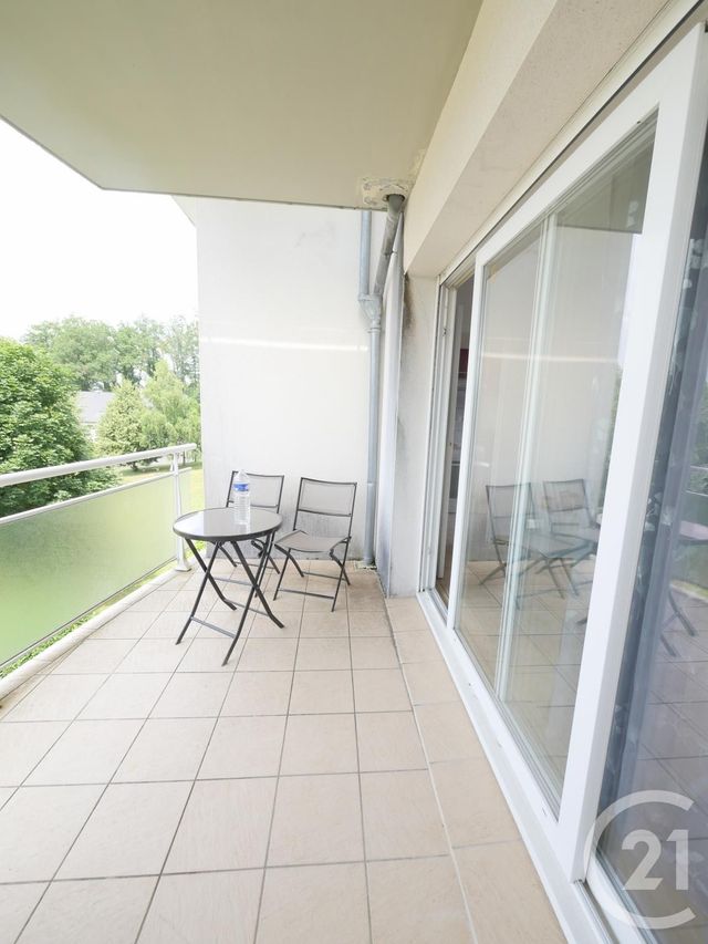 Appartement F2 à vendre - 2 pièces - 43.0 m2 - GUERET - 23 - LIMOUSIN - Century 21 La Fontaine Immobilier