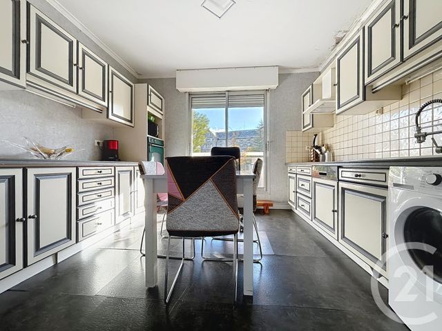 Appartement F3 à vendre - 4 pièces - 80.0 m2 - GUERET - 23 - LIMOUSIN - Century 21 La Fontaine Immobilier