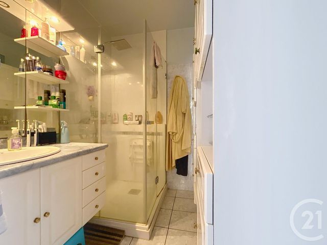 Appartement F3 à vendre - 4 pièces - 80.0 m2 - GUERET - 23 - LIMOUSIN - Century 21 La Fontaine Immobilier