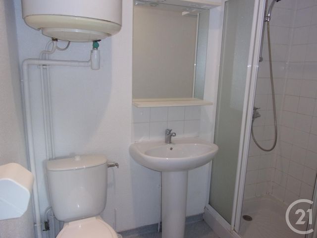 Appartement Studio à louer - 1 pièce - 14.0 m2 - GUERET - 23 - LIMOUSIN - Century 21 La Fontaine Immobilier