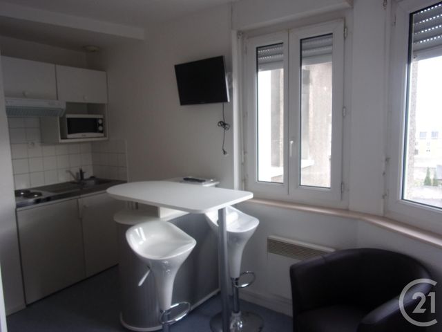 Appartement Studio à louer - 1 pièce - 14.0 m2 - GUERET - 23 - LIMOUSIN - Century 21 La Fontaine Immobilier