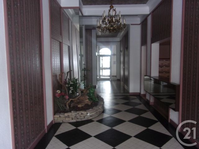 Appartement Studio à louer - 1 pièce - 14.0 m2 - GUERET - 23 - LIMOUSIN - Century 21 La Fontaine Immobilier